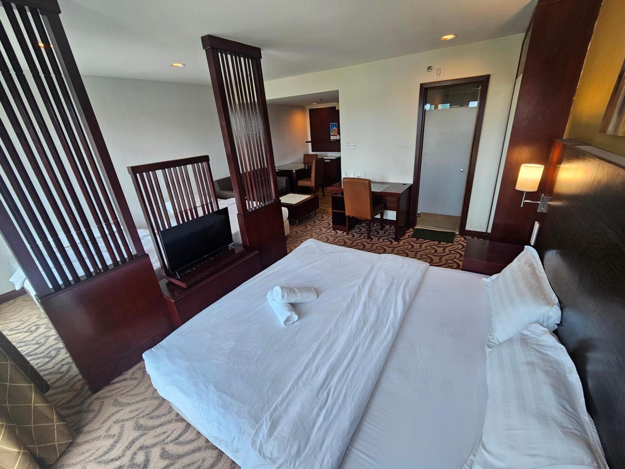 Kota Kinabalu City Ensuite At Scsp Ming Garden Exterior photo